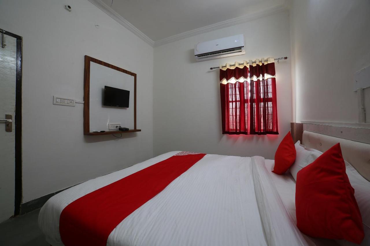 Oyo 37077 Hotel Rawat Аджмер Екстериор снимка